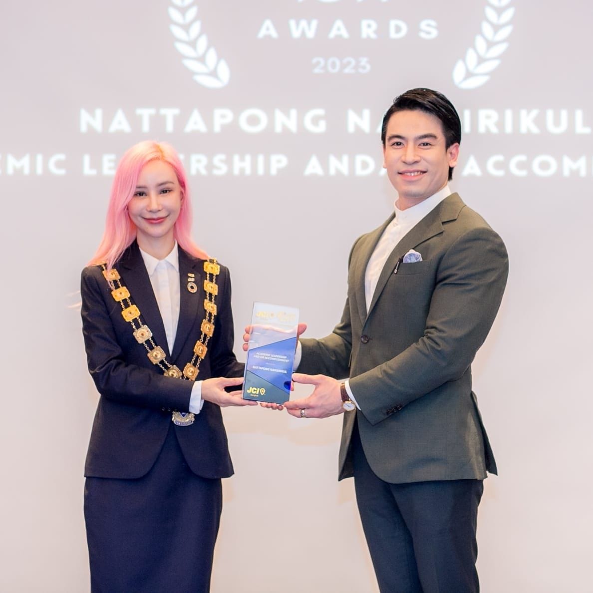 Dr. NUTTAPONG NAMSIRIKUL (POP) ครูพี่ป๊อป ดร. ณัฐพงศ์ นำศิริกุล Highlight TOYP AWARDS 2023 จัดโดย JCI Thailand หรือ Junior Chamber International องค์กรนานาชาติ