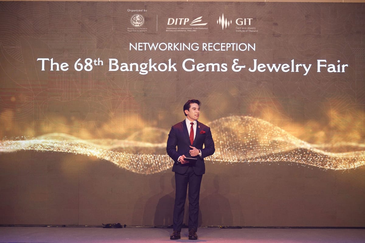 Dr. NUTTAPONG NAMSIRIKUL (POP) ครูพี่ป๊อป ดร. ณัฐพงศ์ นำศิริกุล Highlight Get Ready for 68 Bangkok Gems and Jewelry Fair